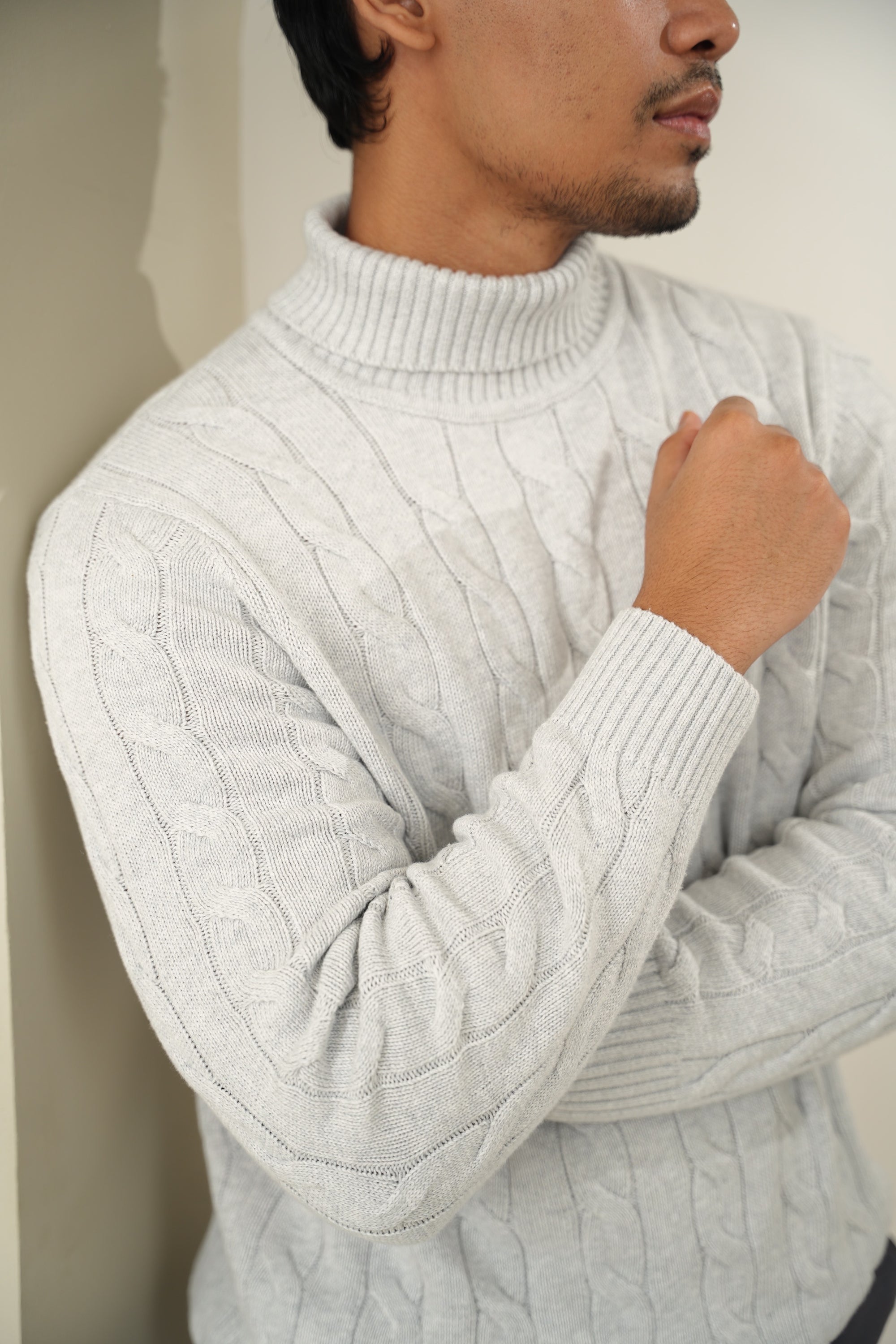 Titanium Cable-knit Turtleneck Sweater