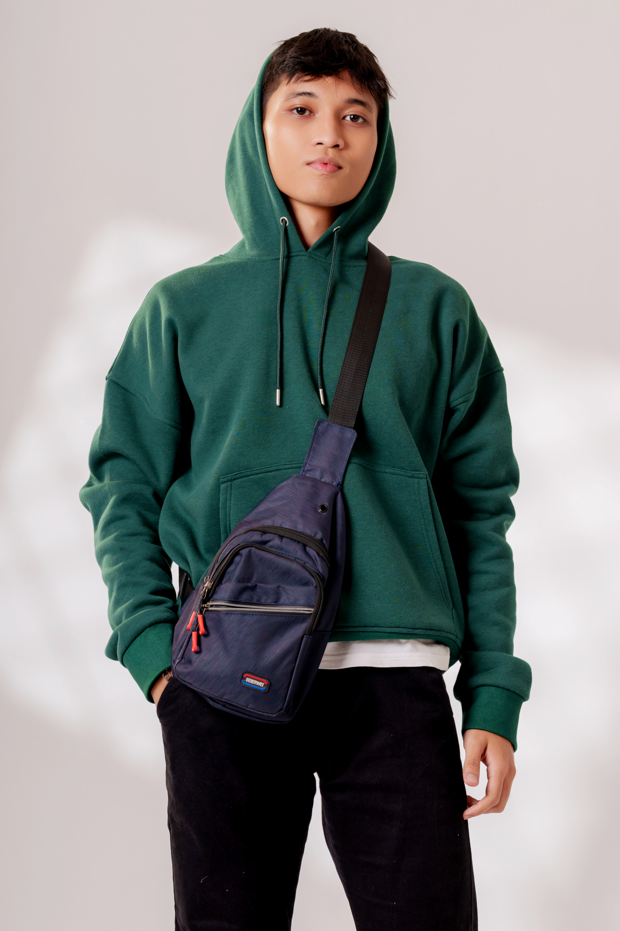 1990's Nostalgia' Oversized Hoodie in Varsity Green