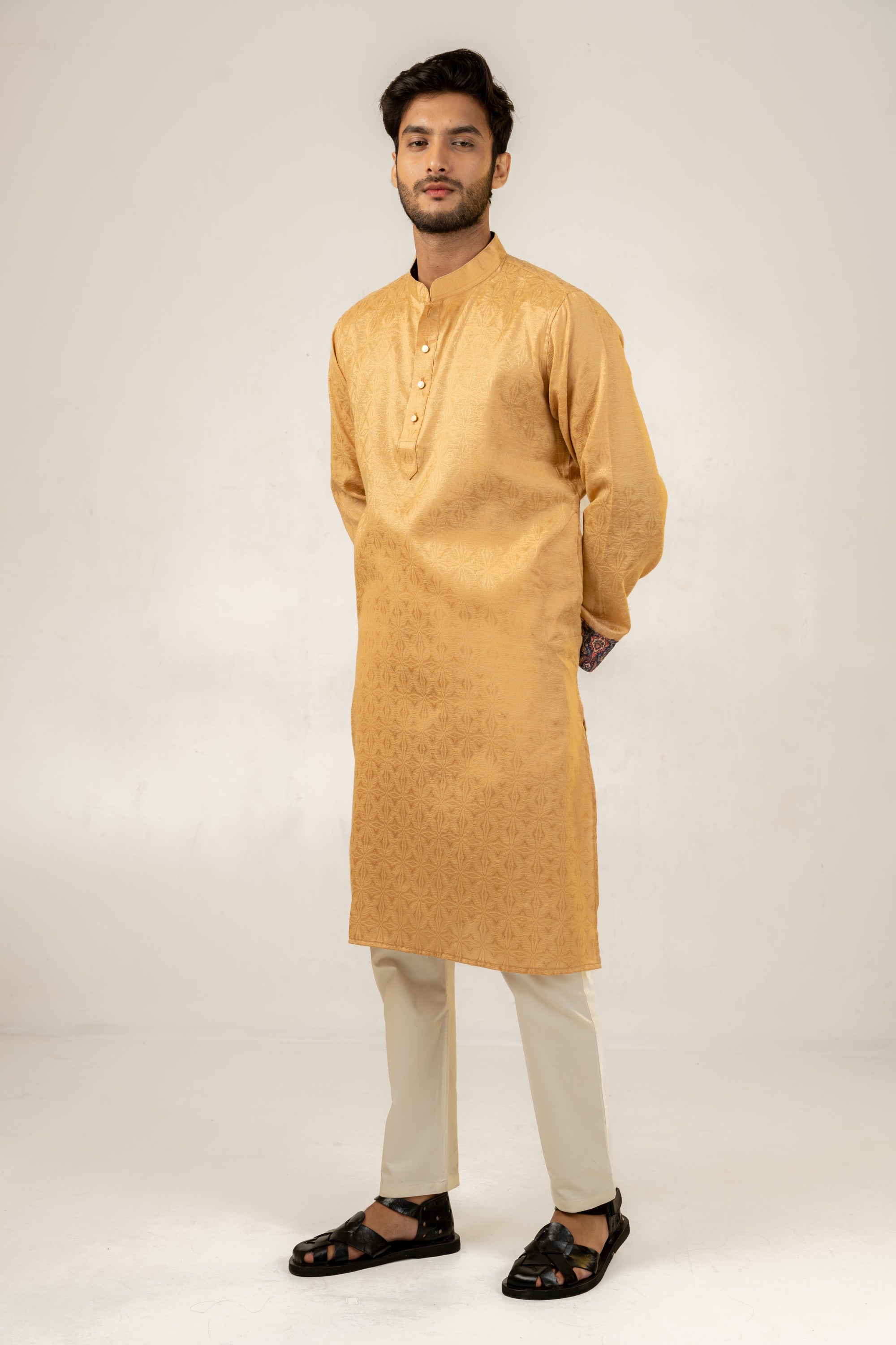 Nahyan Jacquard Kurta in Heather Gold