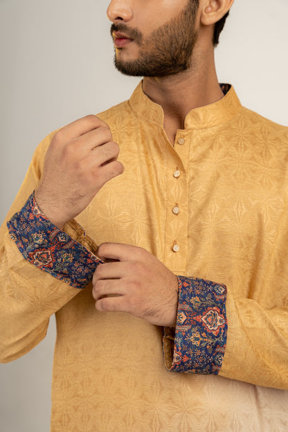 Nahyan Jacquard Kurta in Heather Gold