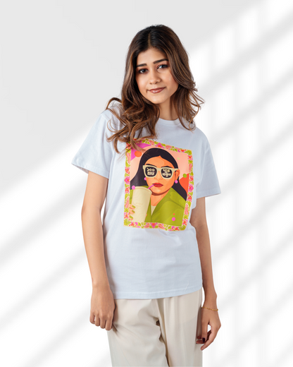 100 Haat Dure Thakun Graphic T-shirt