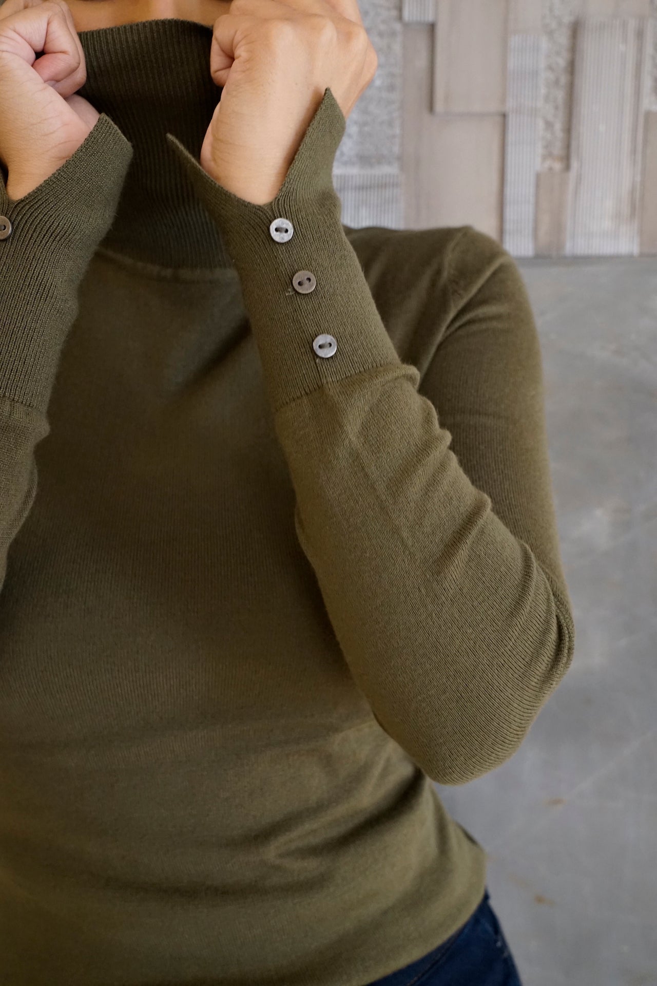 Green turtleneck outfit best sale