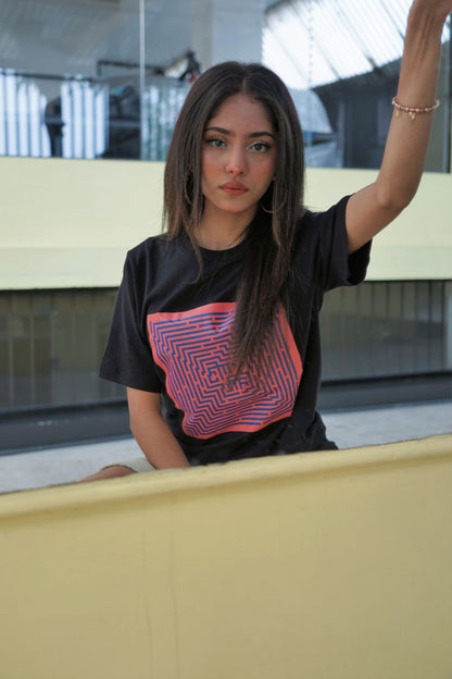 Shanti Nai Graphic Tee - Bosphorus Fashion Ltd.