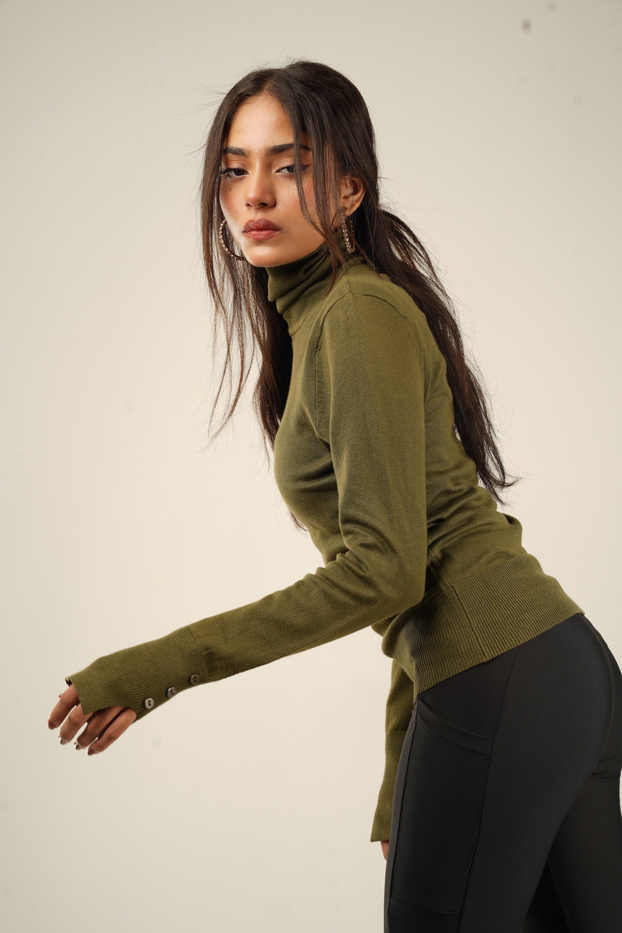 Classic Army Green Turtleneck - Bosphorus Fashion Ltd.